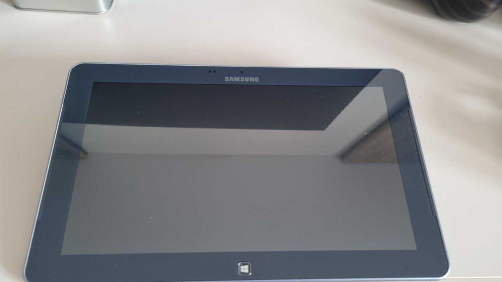 Таблет SAMSUNG 11,6'