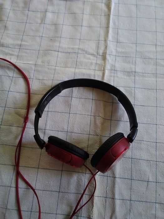 Слушалки Sony-нови