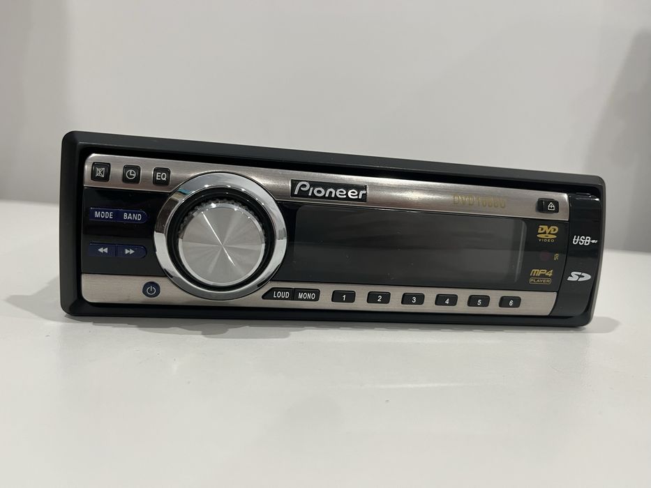 Магнитола в машину Pioneer