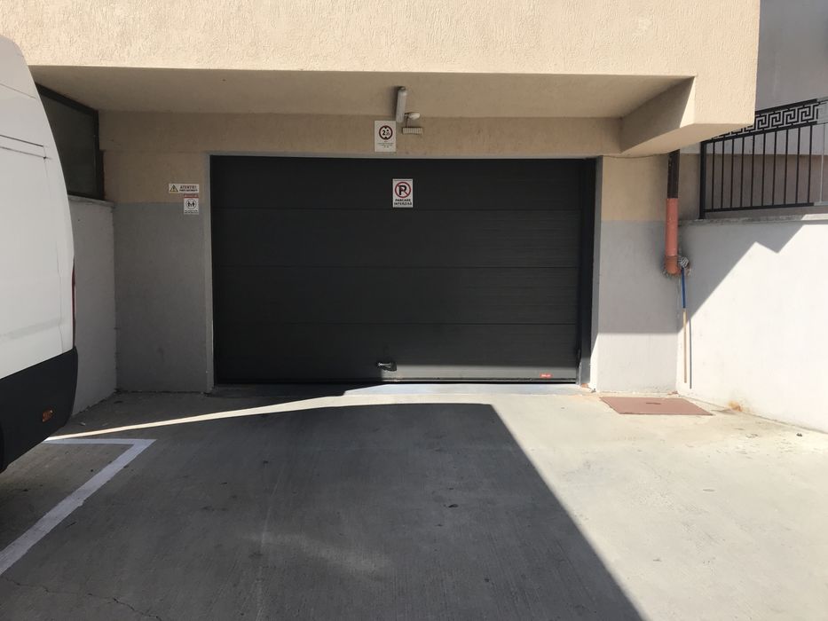 Inchiriez/vand loc de parcare subteran -Dem Radulescu