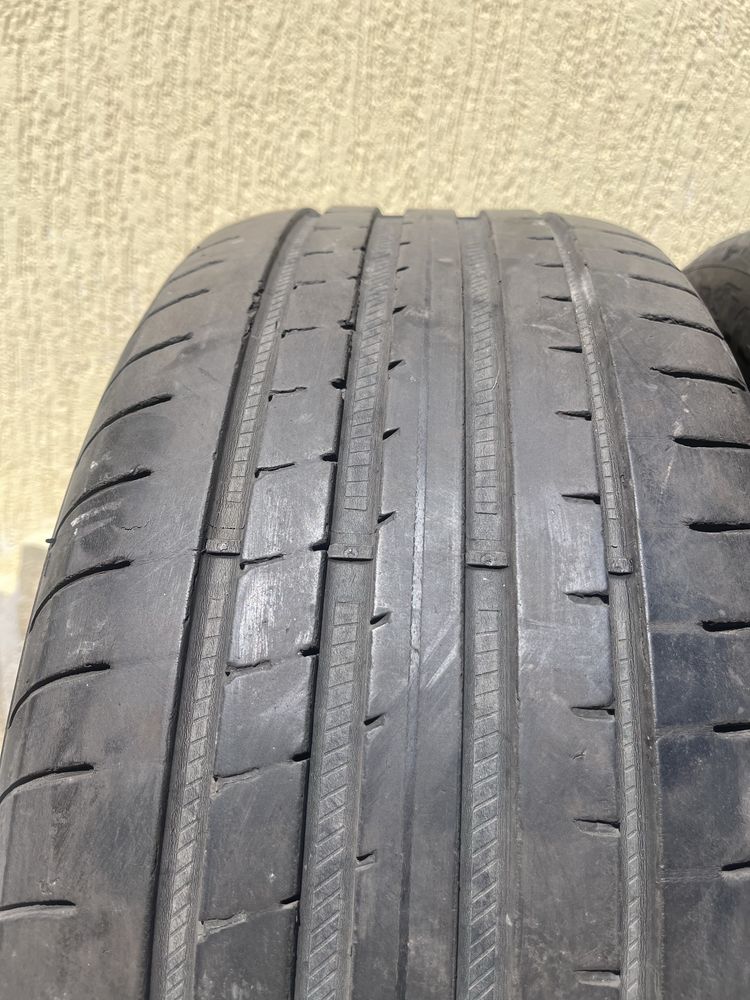 2 бр. летни гуми 235/45/18 GoodYear 5 mm DOT 2518
