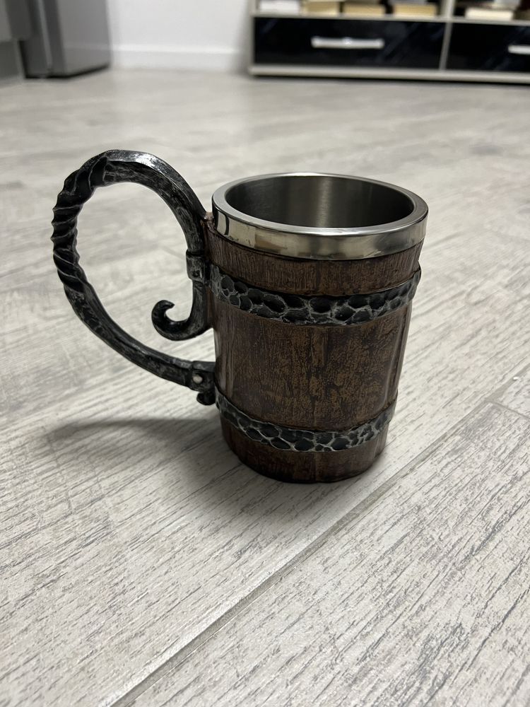Halbă Bere pentru Vikingi, din metal și lemn, cadou sau colecție