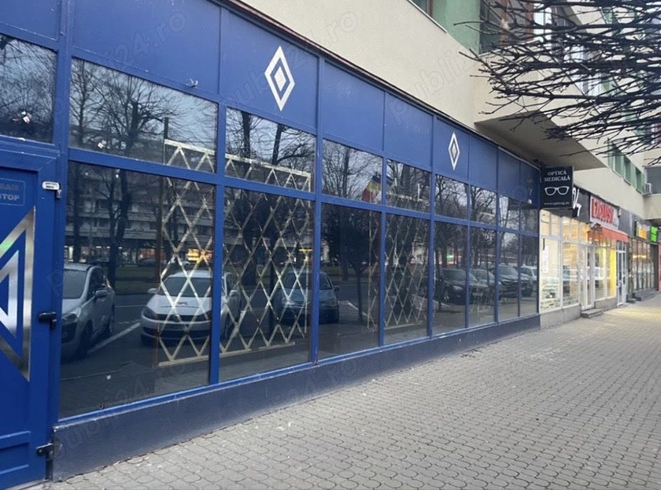 Inchiriez spatiu comercial Arad
