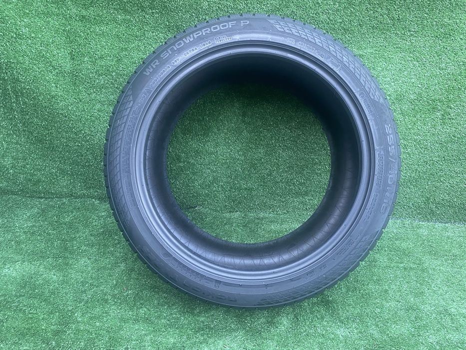 Set 2 anvelope iarna Nokian WR Snowproof 255 40 R 18 99V Dot3521 6,1mm