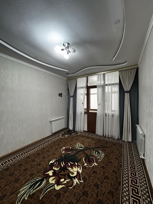 Срочно 2 хонали квартира сотилади!