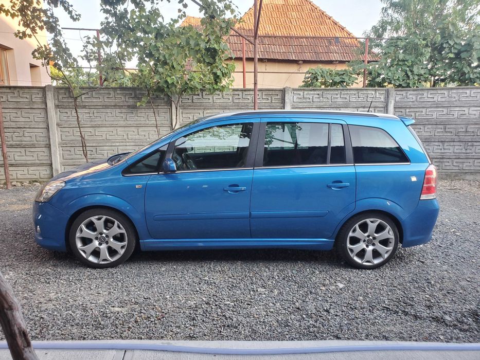 Opel Zafira Opc 2.0 turbo benzina (necesită haion nou)