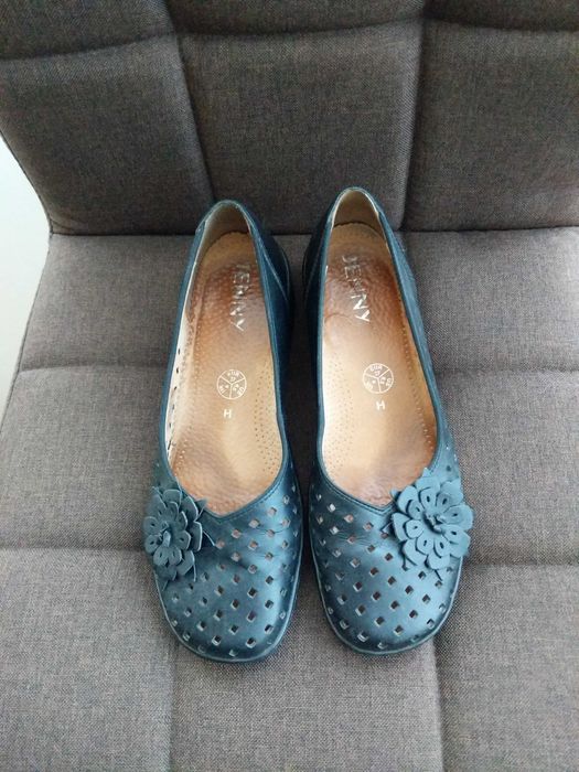 Pantofi din piele 37