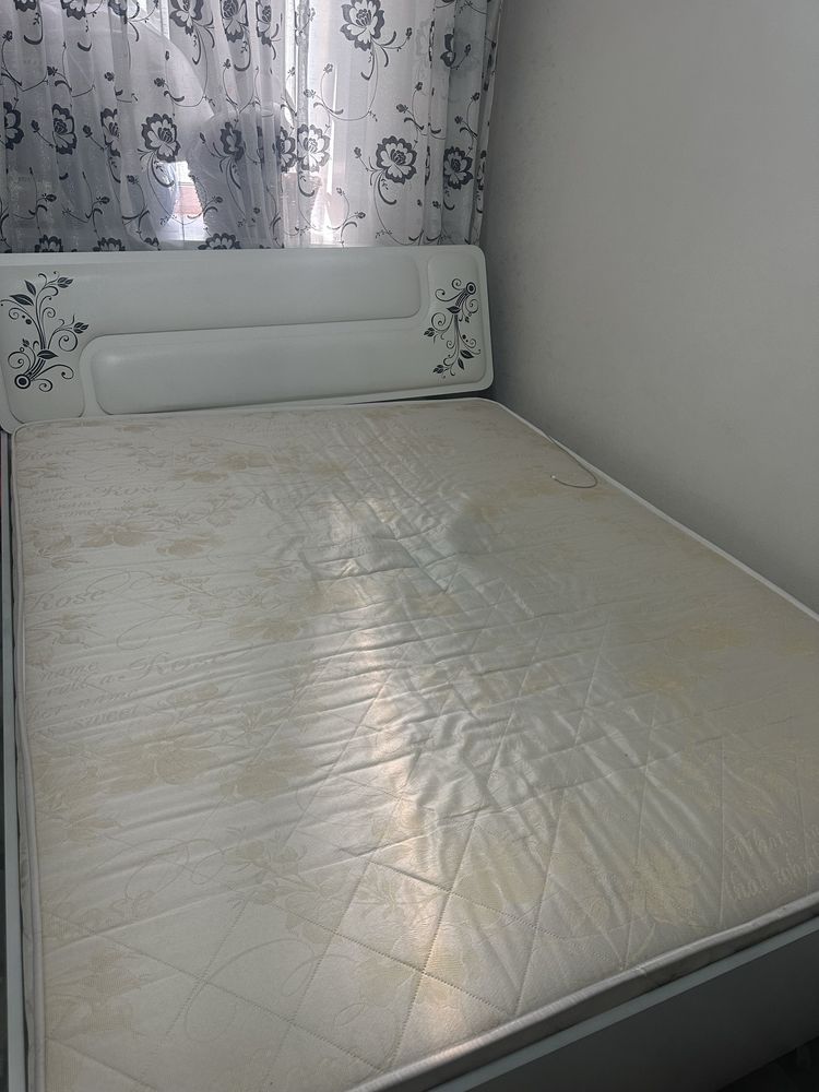 Продам кровать двуспальную