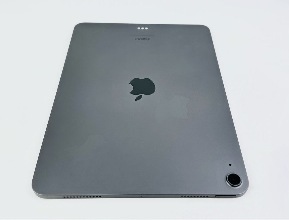 Apple iPad Air 5 64GB WiFi Space Gray Отличен! Гаранция!