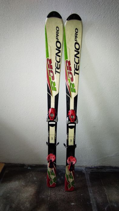 Schiuri 140 cm Techno Pro R JR