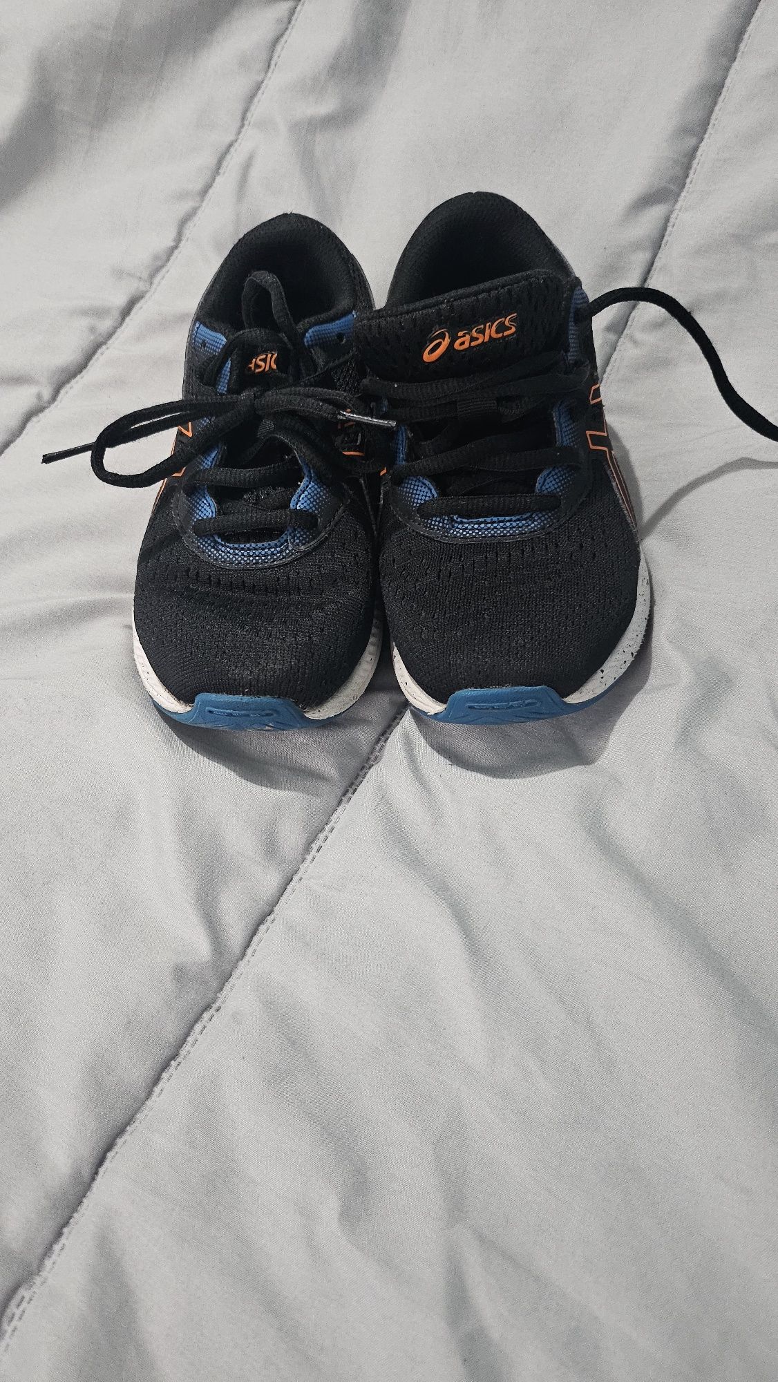 Детски маратонки asics