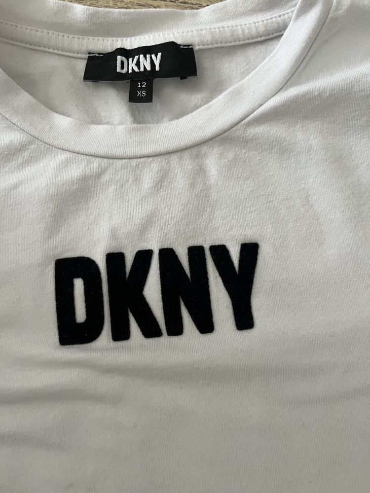 DKNY сет за дете 11-12 г