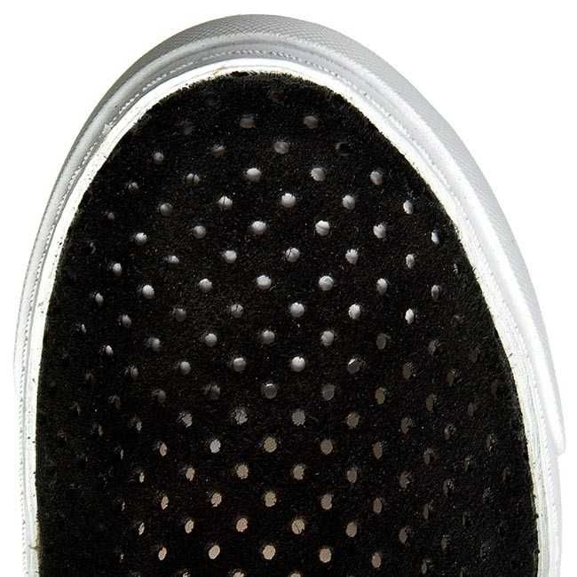 2 pantofi de vara unisex din piele perforata Clarks mar.40 noi, etich.