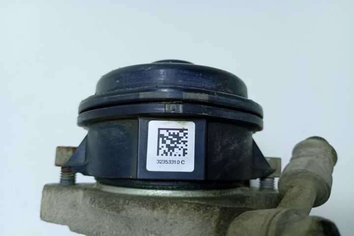 Etrier  dreapta spate cu prinderi motoraș rupte 32353310C Nissan X-T