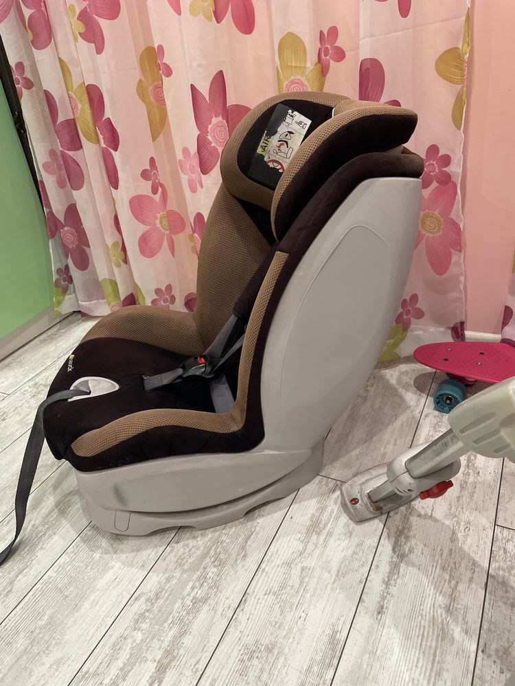 столче за кола hauckVARIOGUARD ISOFIX