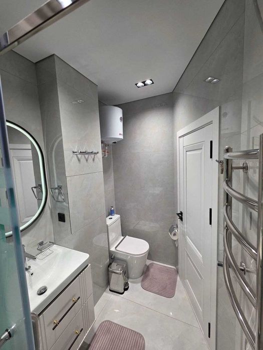 СДАЕТСЯ В АРЕНДУ!2х комнатная квартира,60 кв.м, рядом метро Ойбек. АКТ