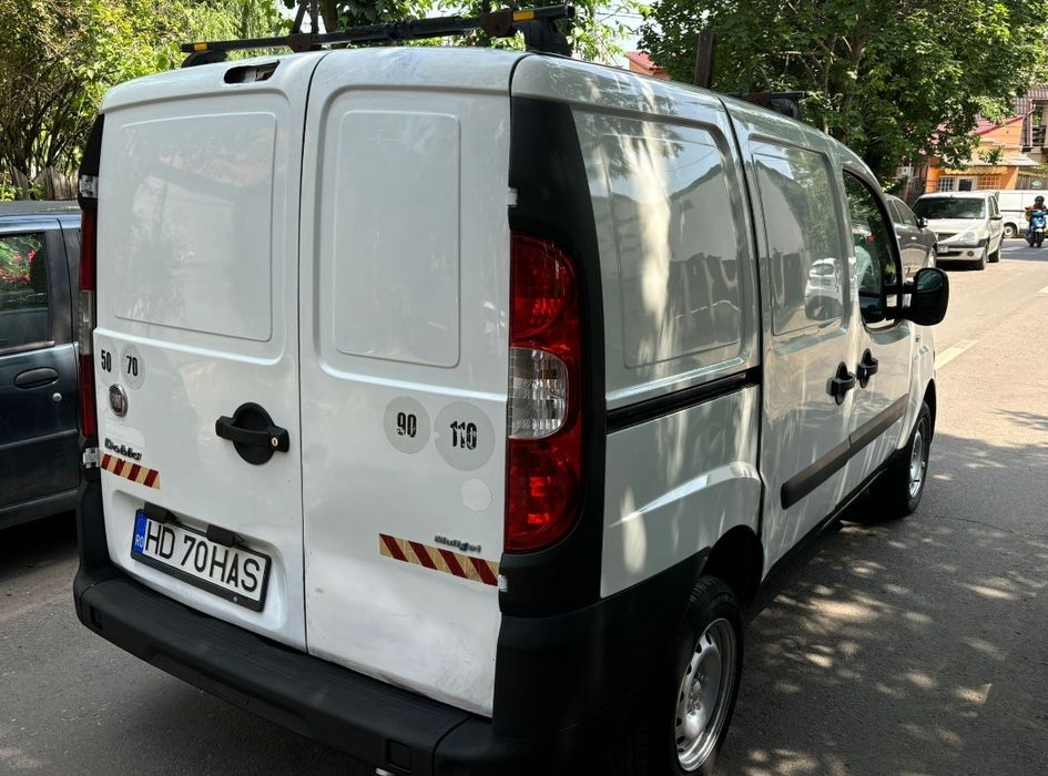 Vând fiat doblo 1.3 multijet