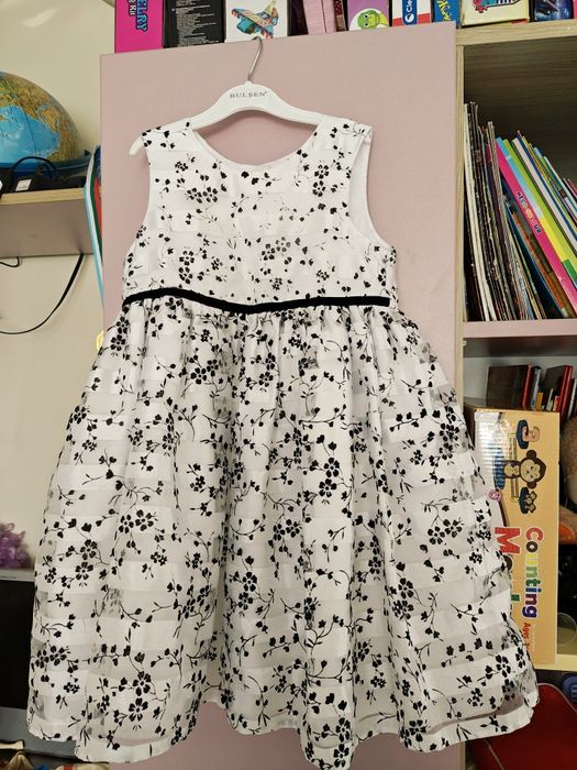 Рокли от 2 до 6 г запазени