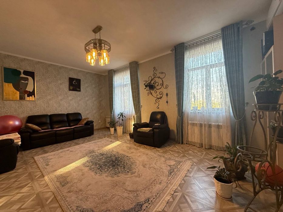 ЖК Семейный Golden House 2/5/5  70м2 яккасарай