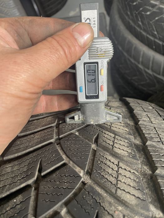 Anv m+s 275/45/21 Pirelli/Goodyear