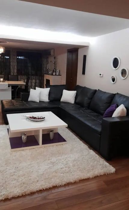 Vând apartament 5 camere – 200 m² – Popesti-Leordeni – loc parcare