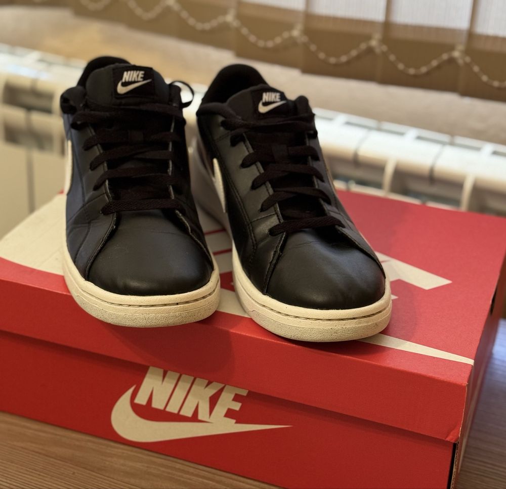 Оригинални маратонки Nike Court Royale 2 Low