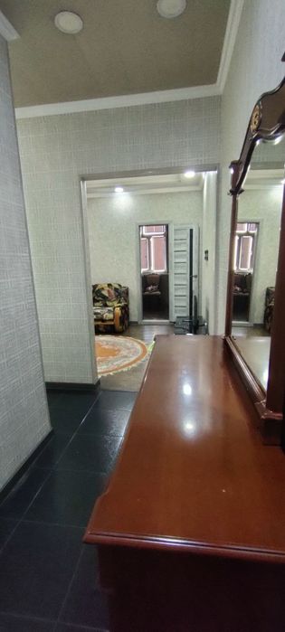 Продаётся 1 комнатная Французский планировку  Яшнабадский район.