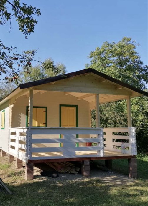 Case moderne de locuit