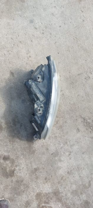 Far stanga fata vw caddy 2011 de europa original