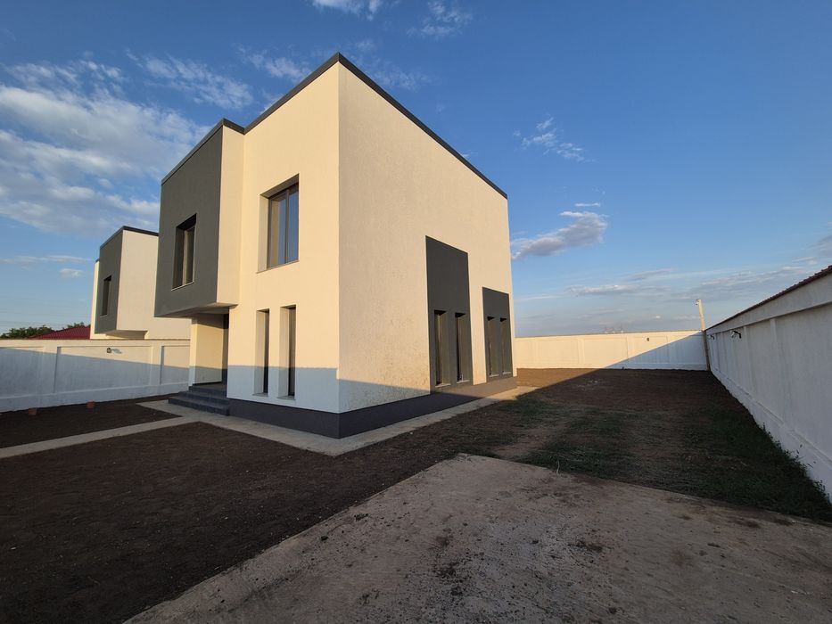 Casă de vânzare FRUMUSANI