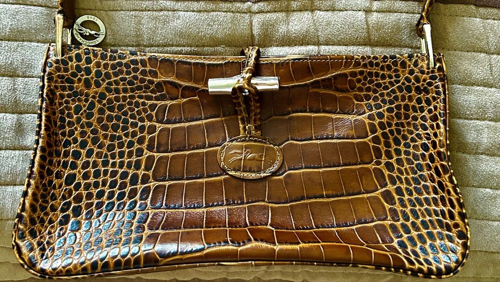 Poșetă Longchamp Roseau din piele