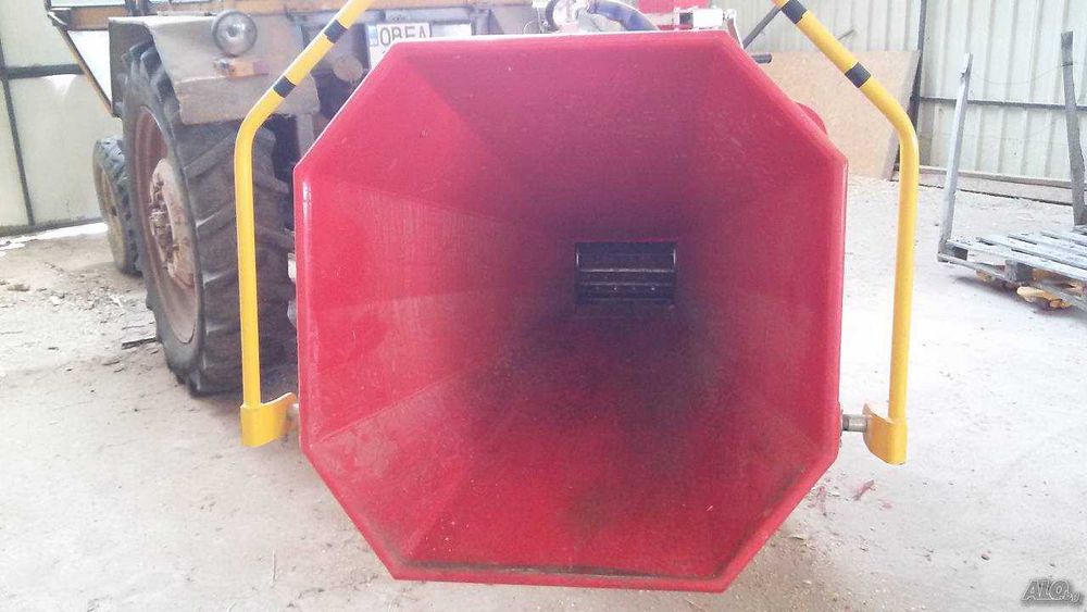 Продавам дробилка за дървесен чипс