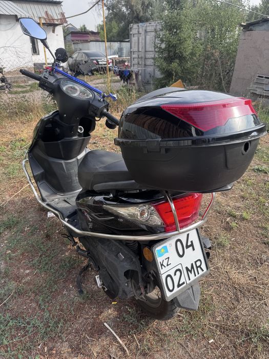 Мопед черный LIYA LY 49 QT