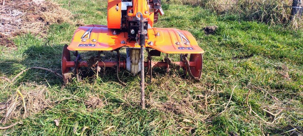 Vând motosapă Ruris 7000 dac