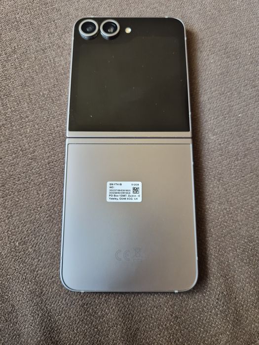 Samsung Z Flip 6
