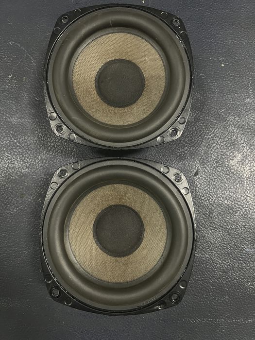 Difizoare bose si peerless