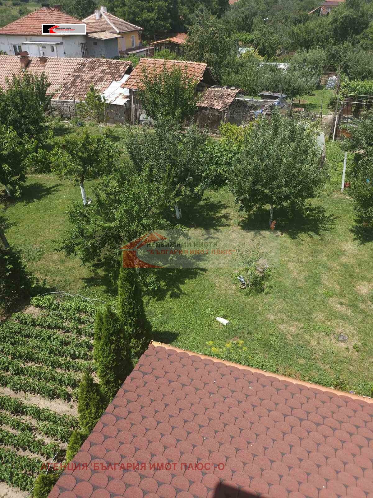 Продажба Къща гр. Кюстендил - с. Скриняно 180m²