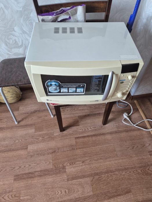 микроволновка LG