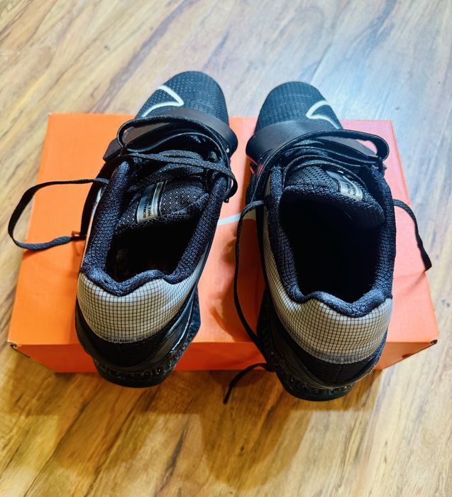 Фитнес обувки (Щангети) Nike ROMALEOS 4