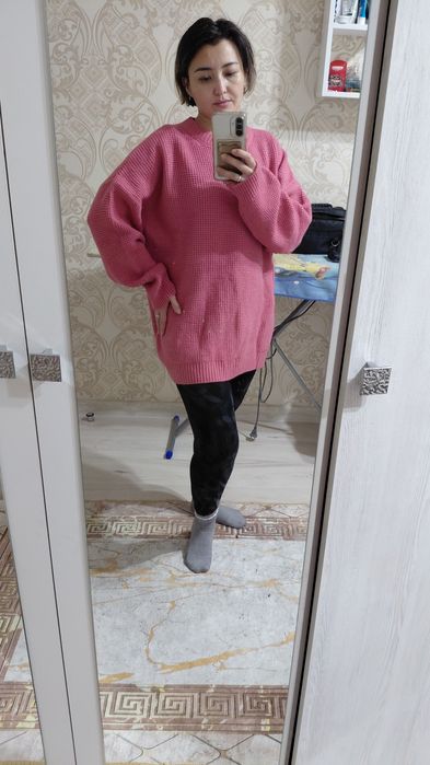 Продам  кофиу 6500.блузку на размер,44-46.новая.1500 тг