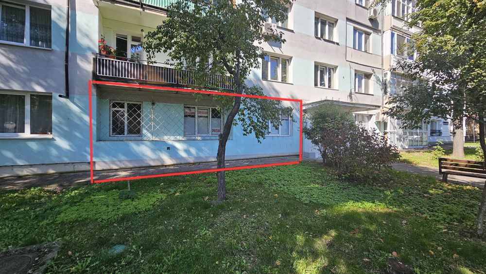 Apartament Ultracentral, parter, spatiu comercial