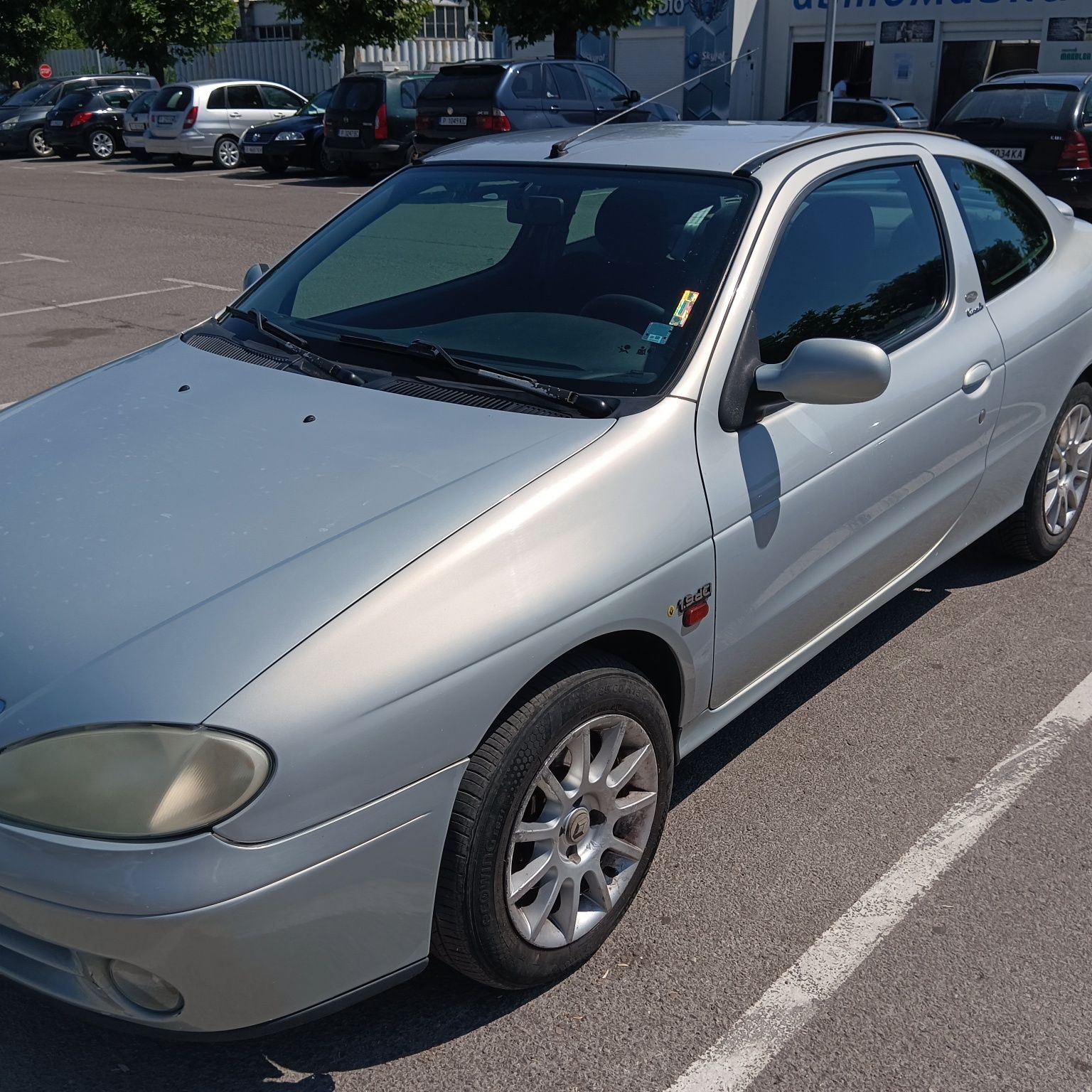Renault megan couch