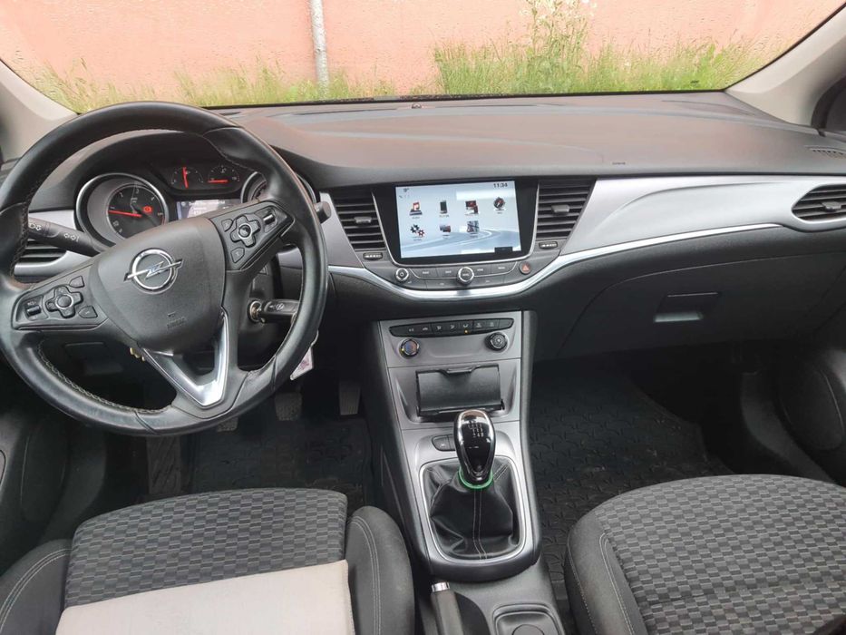 Opel Astra K 1,6 CDTI, 136 CP , an 2016 , km 188.000. Euro 6,