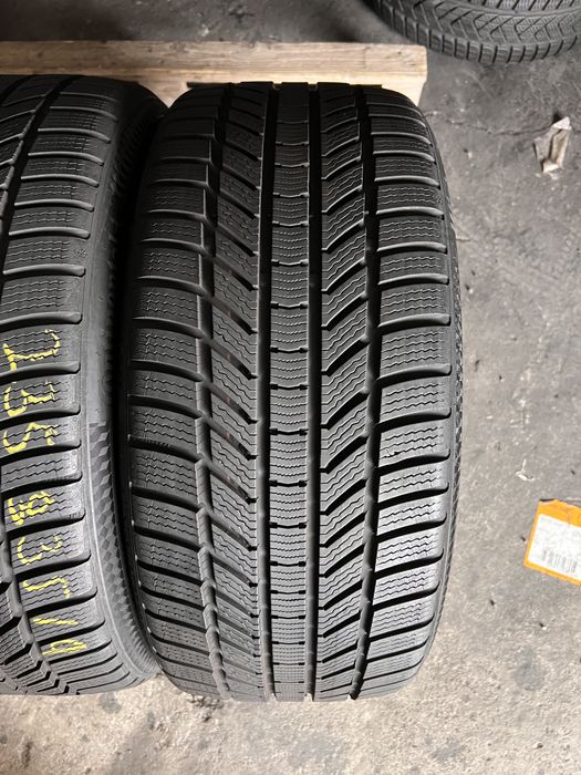 2 anvelope iarna 235/35/19 , Continental , DOT 2021 , 7.3 mm