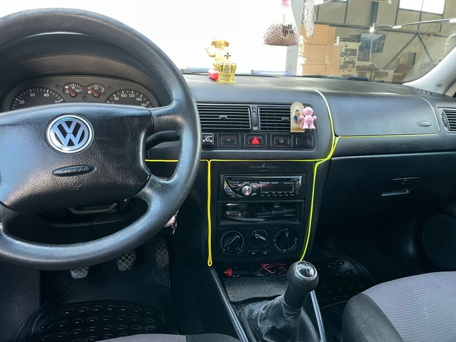 Vând golf 4 1.6 16V benzina +GPL