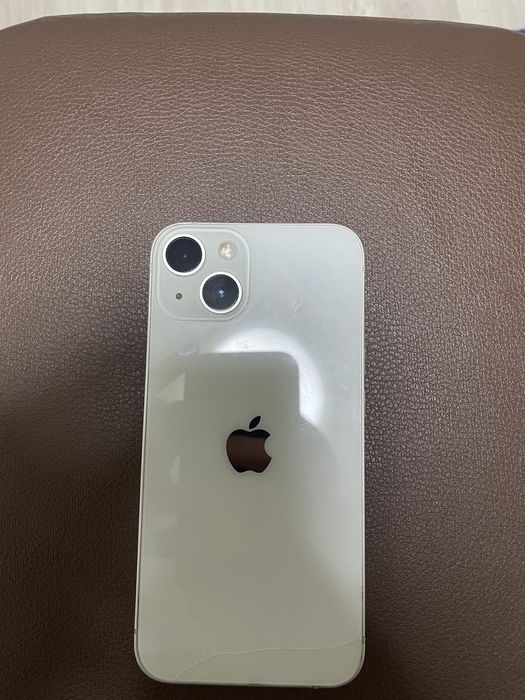 Продам iPhone 13