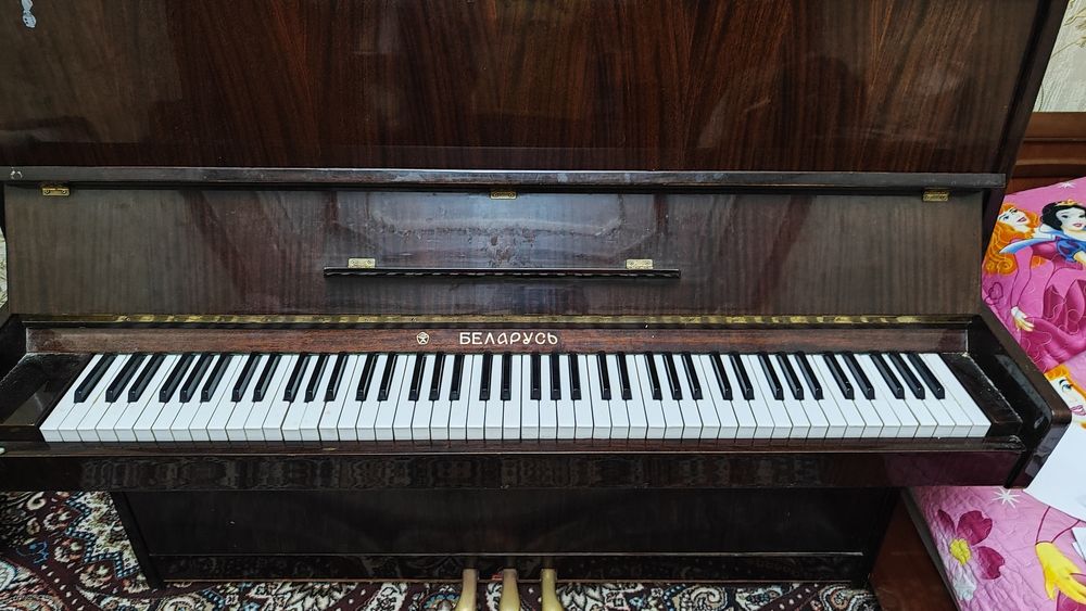 Продаётся пианино