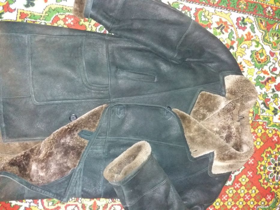 Продам  дубленку натуральную  мужскую  р. 58 - 60 .