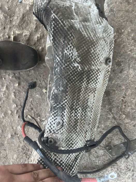 Кормилна рейка за Тигуан VW PASSAt Tiguan Touran Sharan Q3 5n1423105h