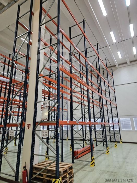 Rafturi metalice industriale